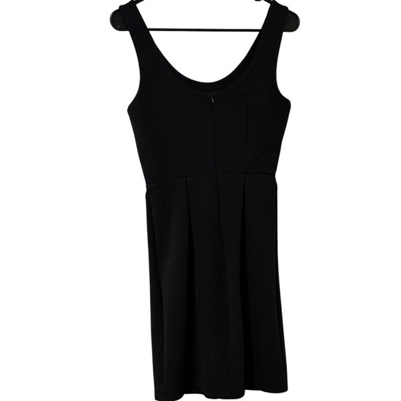 LC Lauren Conrad Women's Black Bow waist Dress Size 4 Sleeveless Sheath cocktail - Picture 6 of 9